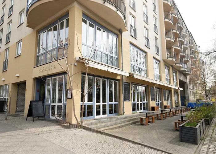 Vendégház Midi Parkhotel Mitte 3*