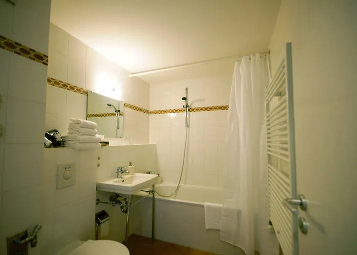 Vendégház Midi Parkhotel Mitte 3*