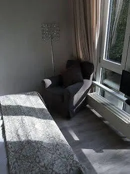 Midi Parkhotel Mitte Guest house