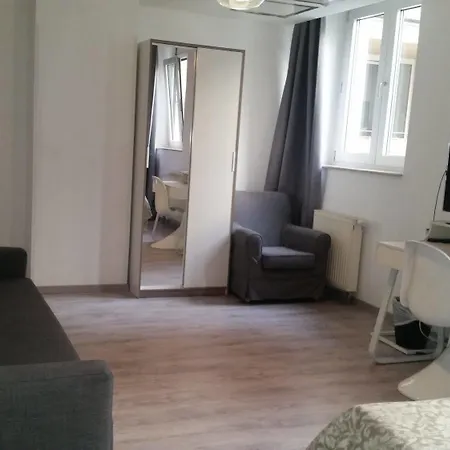 Midi Parkhotel Mitte Guest house 3*