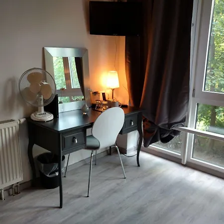 Maison d'hôtes Midi Parkhotel Mitte