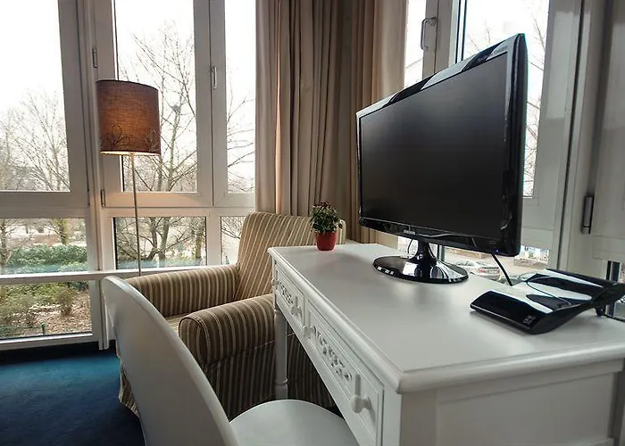 Midi Parkhotel Mitte بيت ضيافة برلين