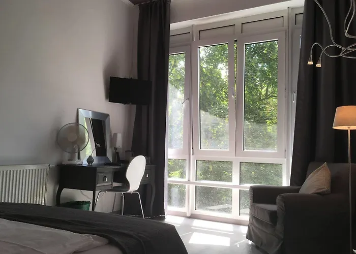 Midi Parkhotel Mitte 3*