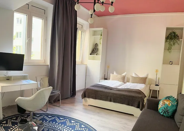 미디 인 파크호텔 미테 게스트하우스 3*