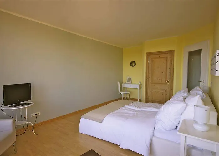 Midi Parkhotel Mitte Pensionat 3*